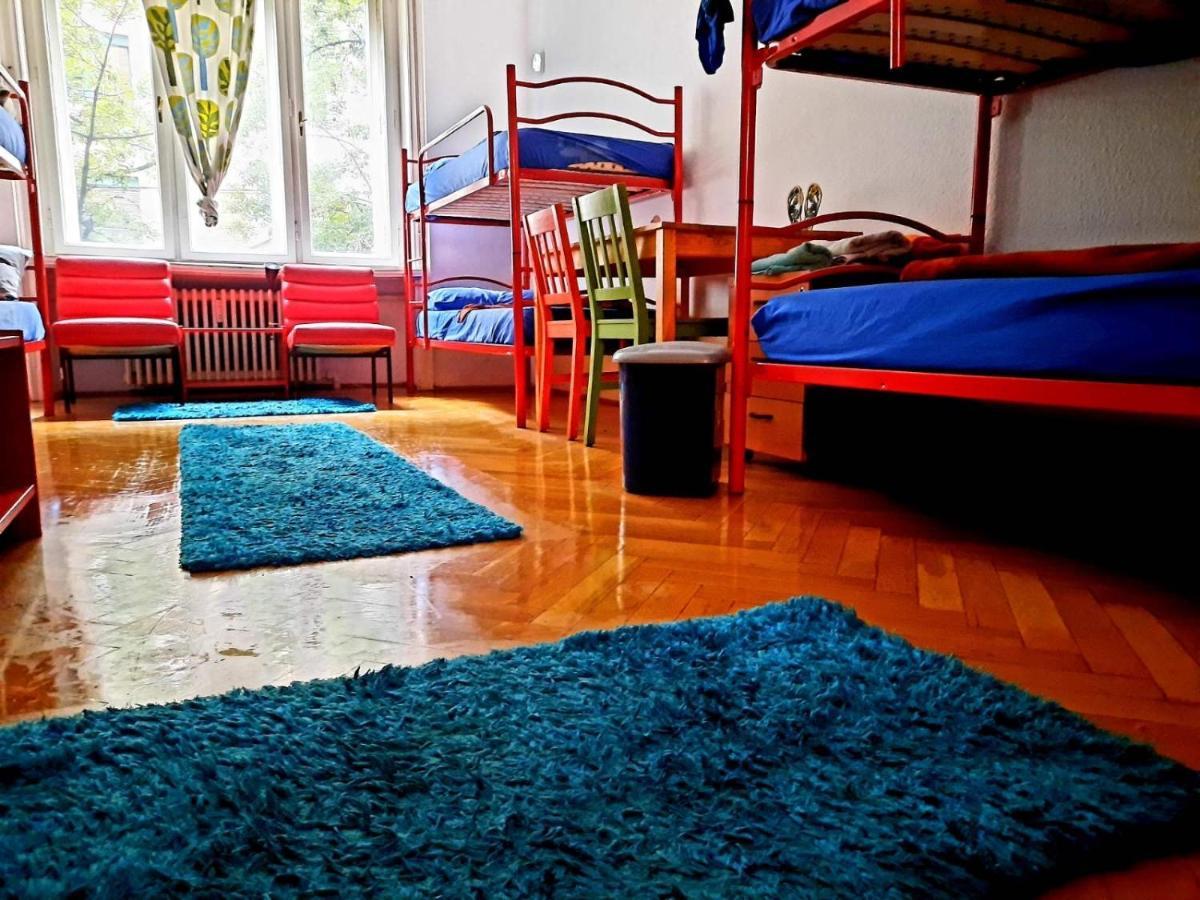 Lamis Hostel Budapeşte Dış mekan fotoğraf